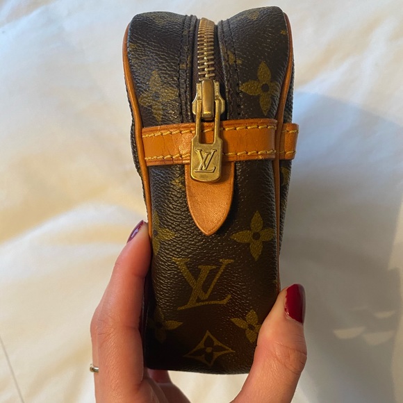 SOLD ❤️Authentic Louis Vuitton Compiegne 23 - Picture 2 of 9